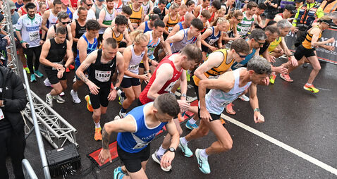 Watch: Start of the 10km race in the Cork City Marathon
